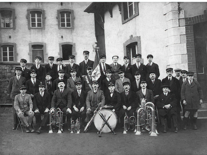 [L'Amicale des usines de Laissey en 1925]